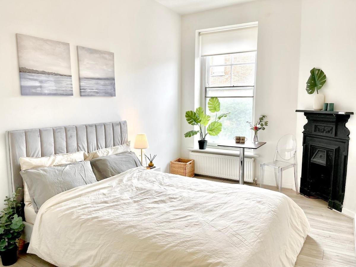 Archway Station Big Bedroom Flat Londen Buitenkant foto